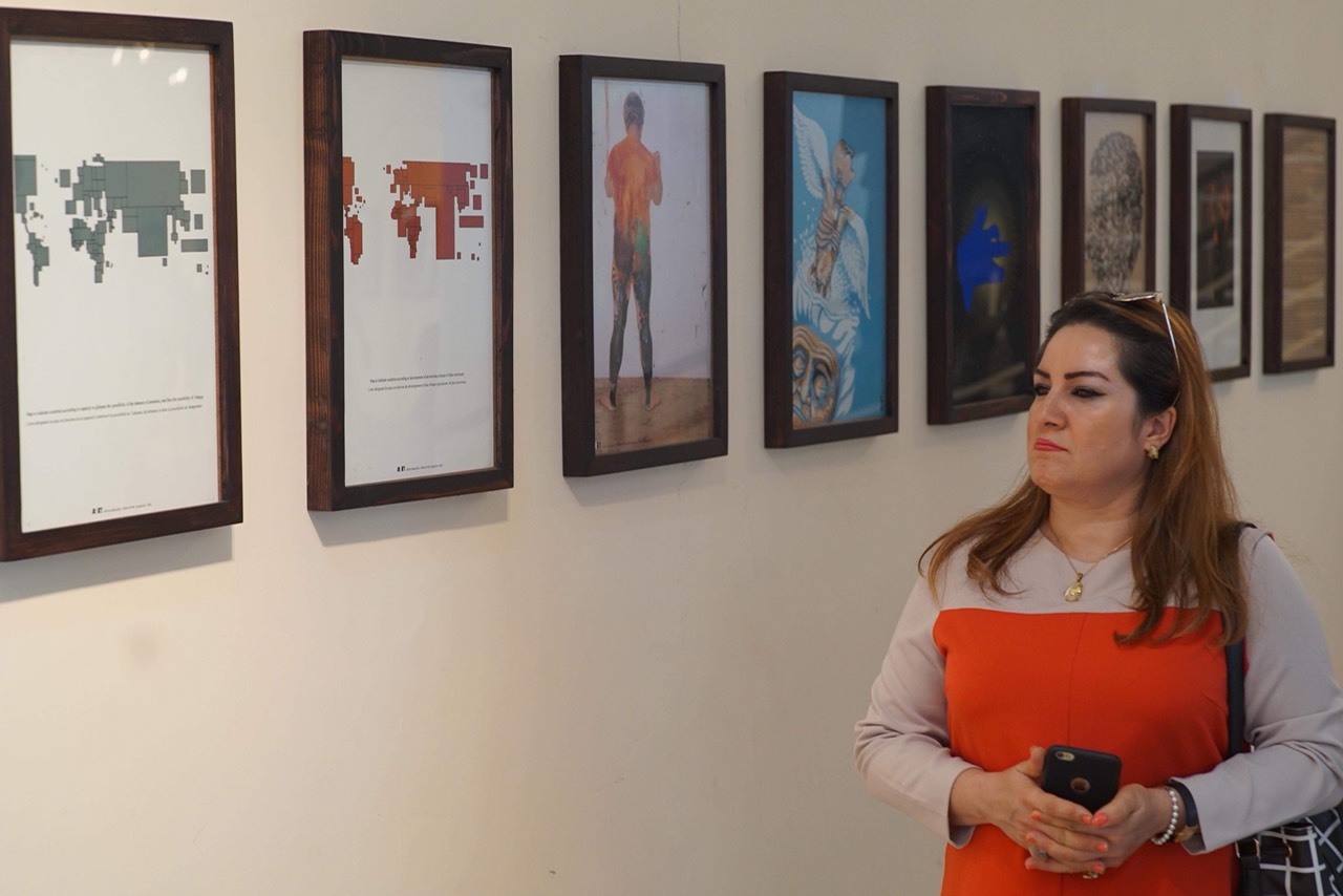 مدينة السليمانية تحتضن اول معرض للفن المعاصر – تصوير: ابراهيم فتاح